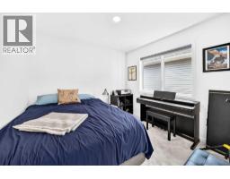 66 Rivercrest Common - photo 32