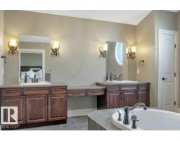 4112 Summerland Dr, Sherwood Park, AB T8H0K3 Photo 33