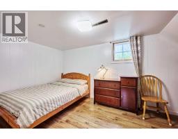 702 17 Avenue Nw, Calgary, AB T2M0N7 Photo 25