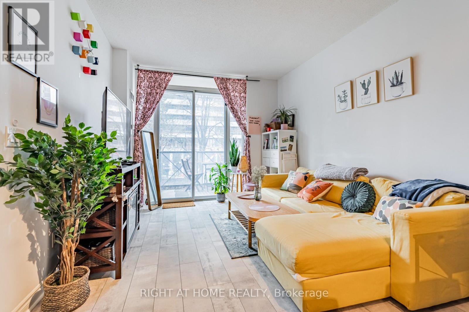 301 - 28 BYNG AVENUE, Toronto (Willowdale East) — photo 10