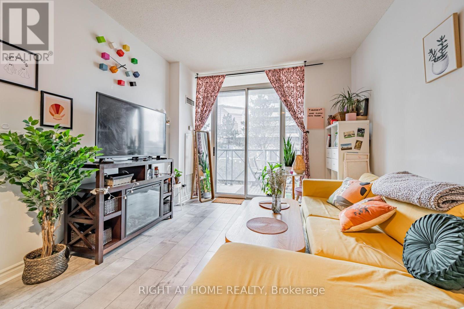301 - 28 BYNG AVENUE, Toronto (Willowdale East) — photo 11