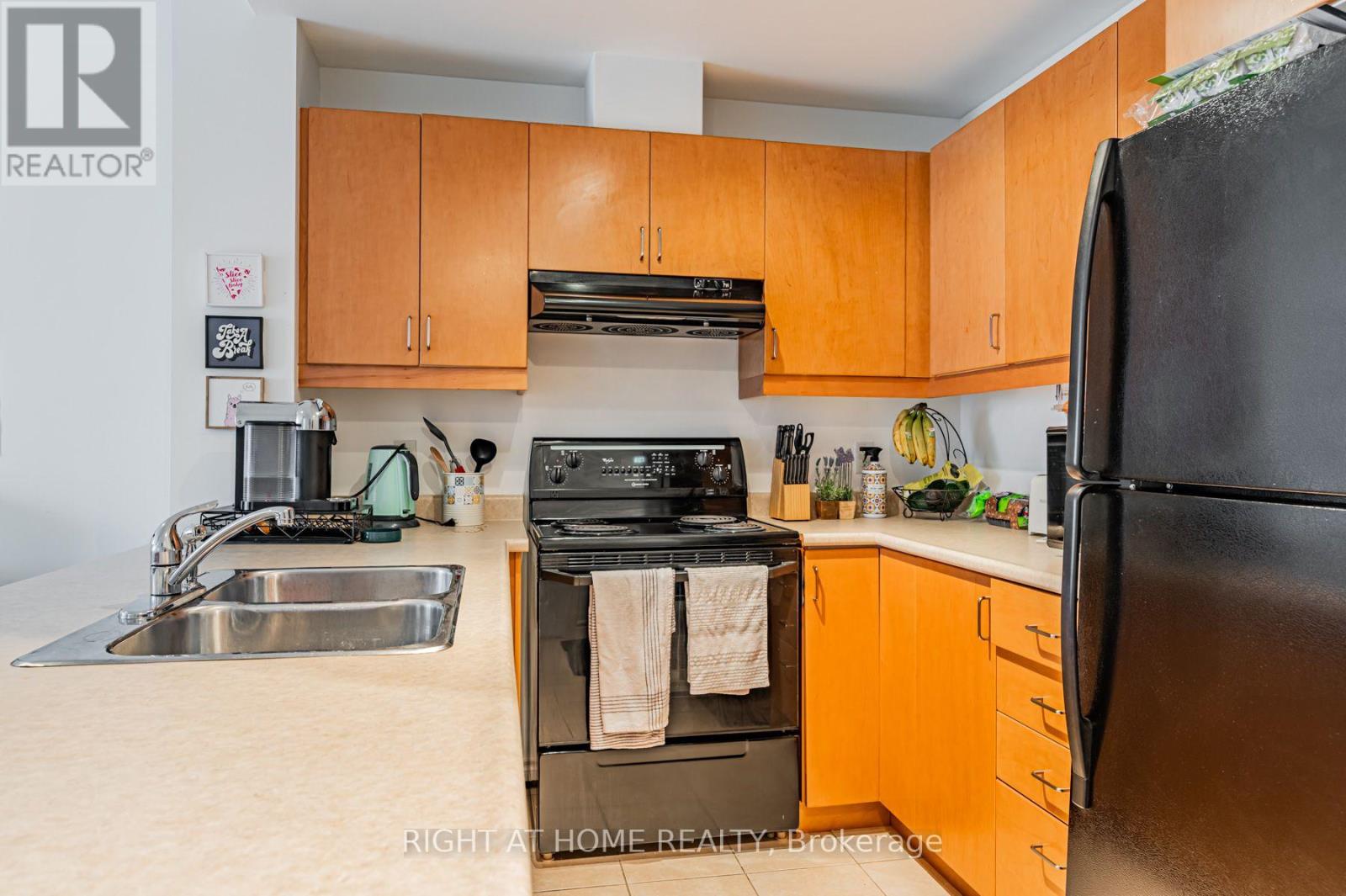 301 - 28 BYNG AVENUE, Toronto (Willowdale East) — photo 6