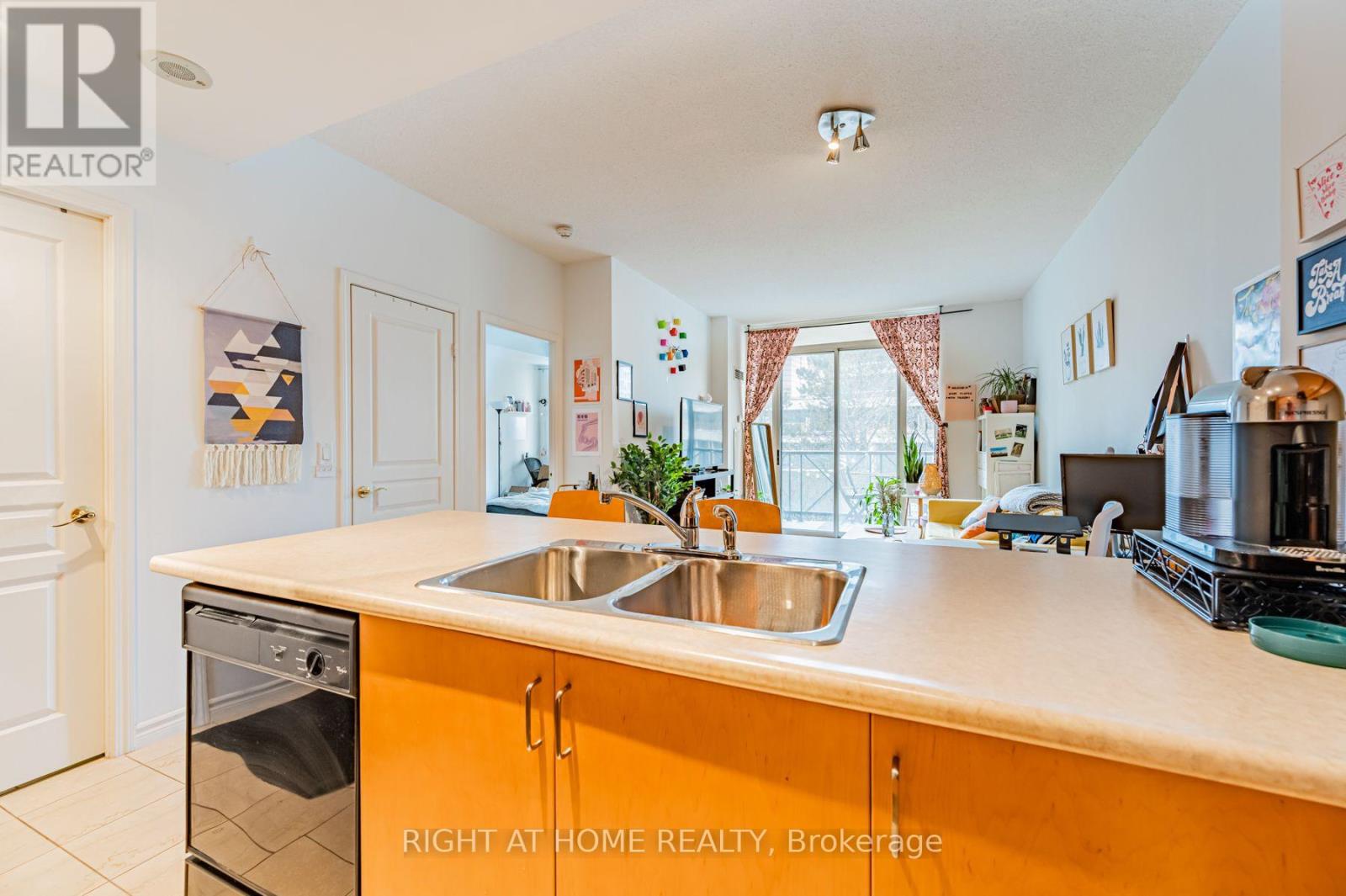 301 - 28 BYNG AVENUE, Toronto (Willowdale East) — photo 7