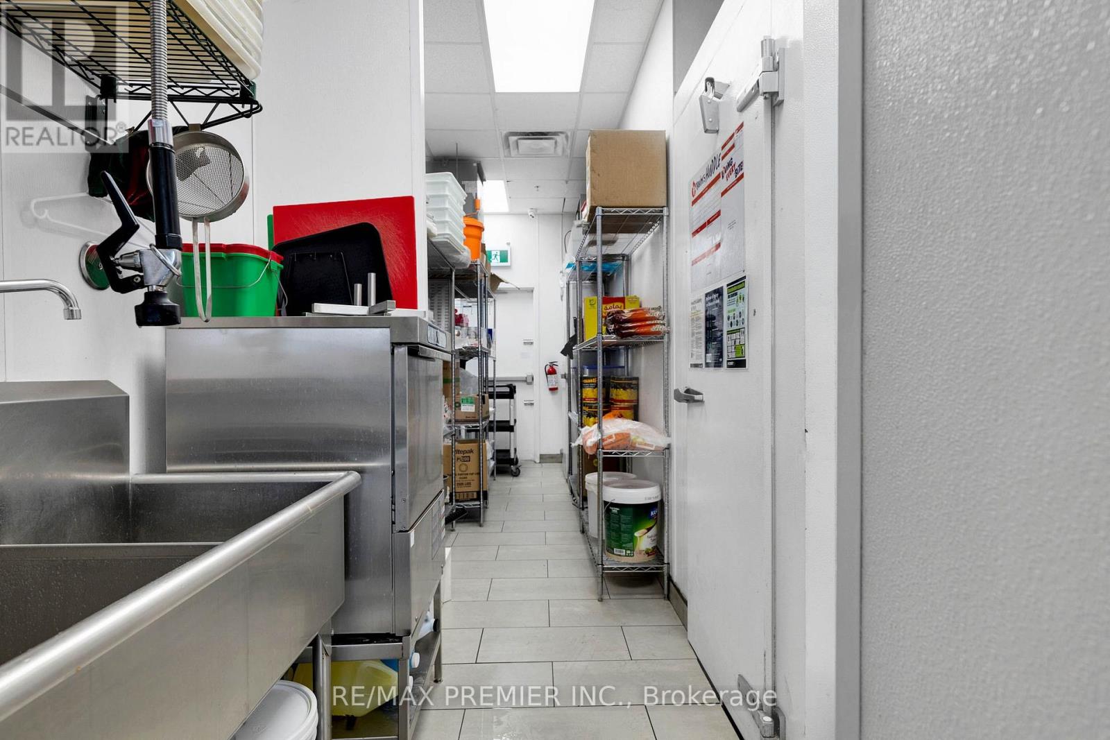 104 - 2151 ST. CLAIR AVENUE, Toronto (Junction Area) — photo 5