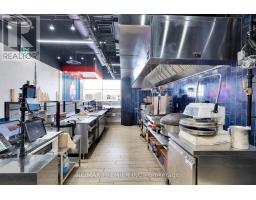 104 - 2151 St. Clair Avenue, Toronto, ON M6N1K5 Photo 11
