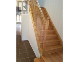 Upper - 38 Yardley Crescent, Brampton, ON L6X5L7 Photo 9