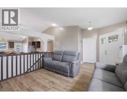 Bedroom - 142 Robinson, Penhold, AB T0M1R0 Photo 10