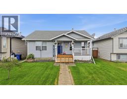 142 Robinson, Penhold, AB T0M1R0 Photo 30