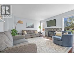 31 Mt Aberdeen Grove SE - photo 1