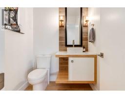 Primary Bedroom - 1601 21 Avenue Sw, Calgary, AB T2T0M9 Photo 14