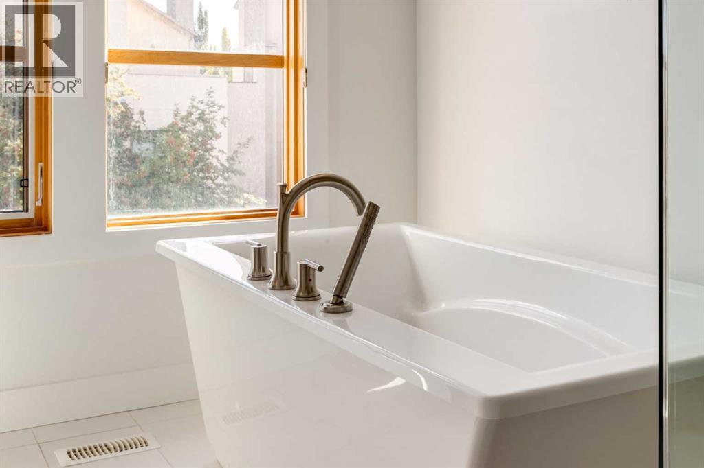 1601 21 Avenue SW - photo 25