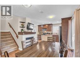4pc Bathroom - 2, 821 Mcdougall Road Ne, Calgary, AB T2E5A2 Photo 11