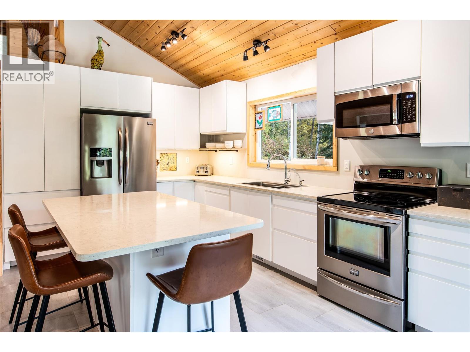 1506 HARTLEY Road - Image 8
