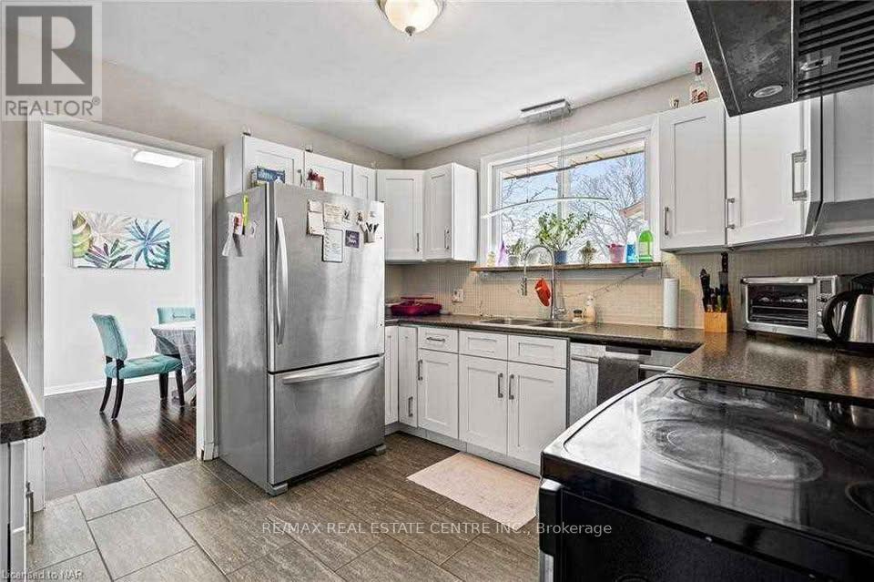 2 STEWART AVENUE, Thorold (Thorold Downtown) — photo 4