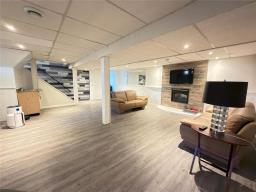 740 Pepperloaf Crescent, Winnipeg, MB R3R1G3 Photo 19