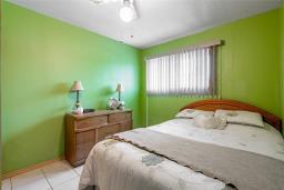 1062 Mountain Avenue, Winnipeg, MB R2X1C7 Photo 16