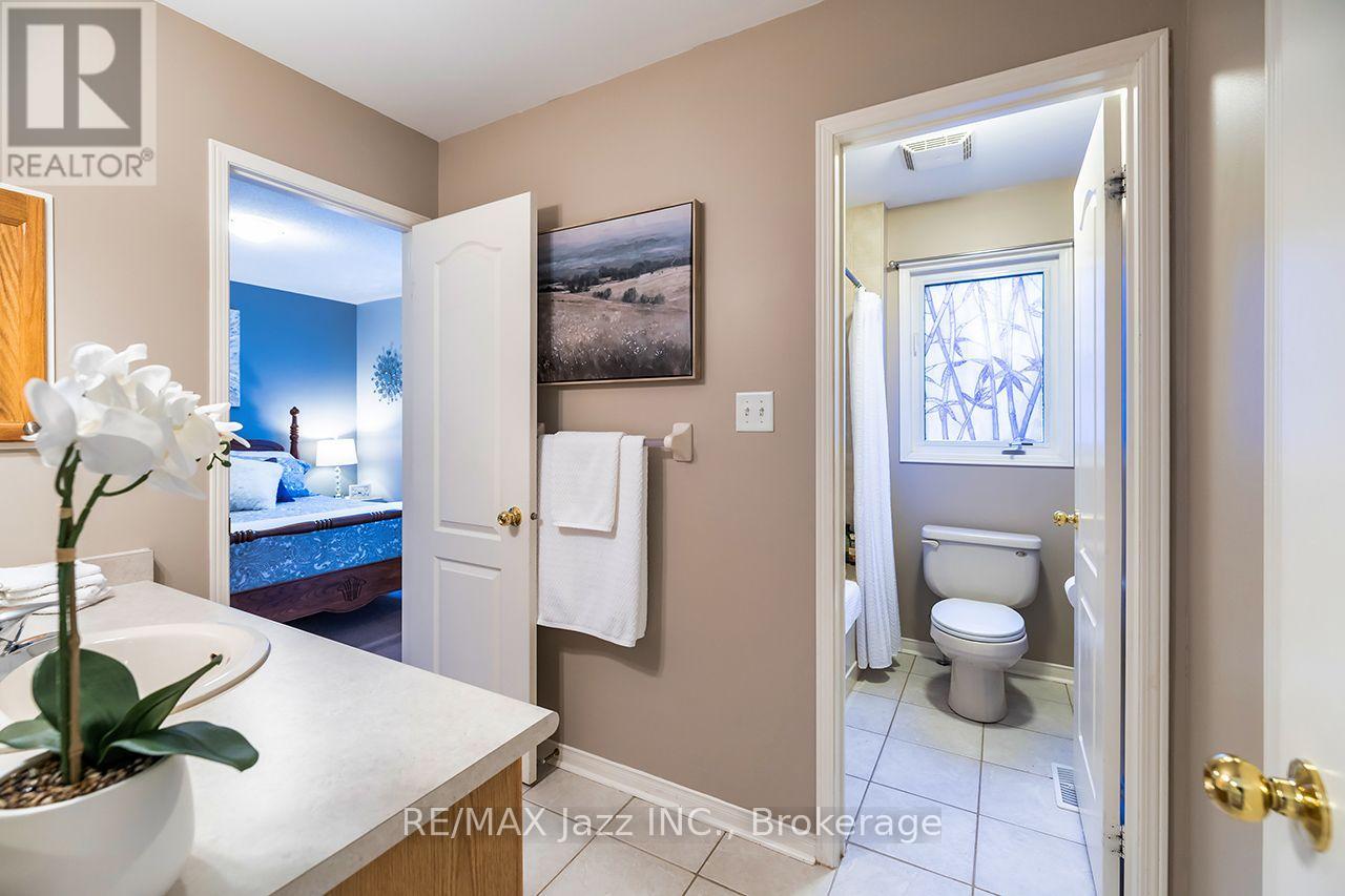 1546 RORISON STREET - 29