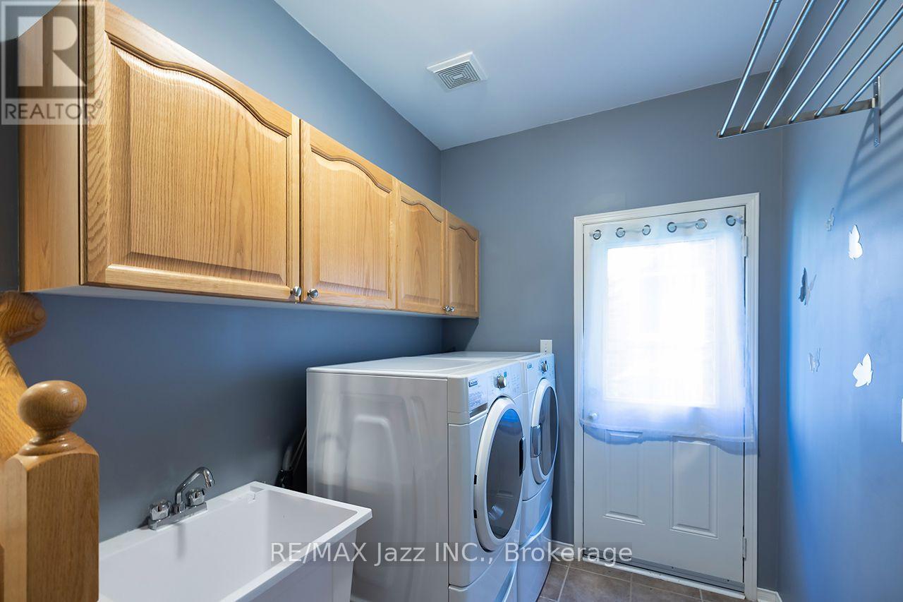 1546 RORISON STREET - 34