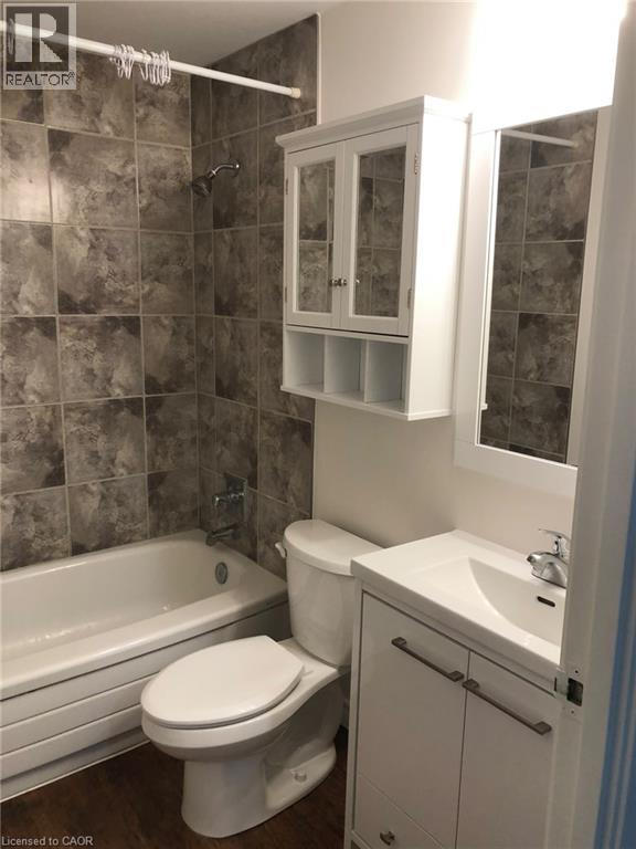 30 AVALON Place Unit# 212, Kitchener — photo 12