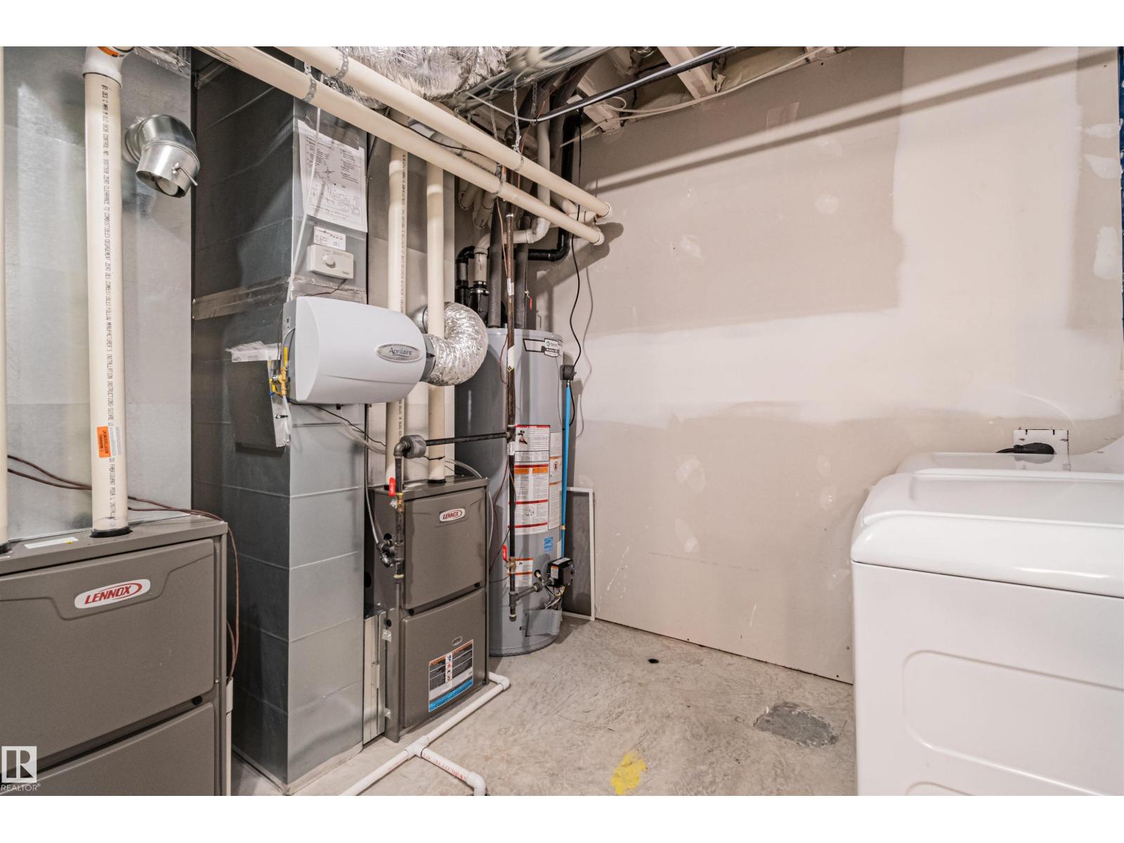 12117 85 ST NW - 37