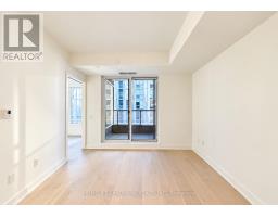 1007 - 11 Yorkville Avenue, Toronto, ON M4W0B7 Photo 7