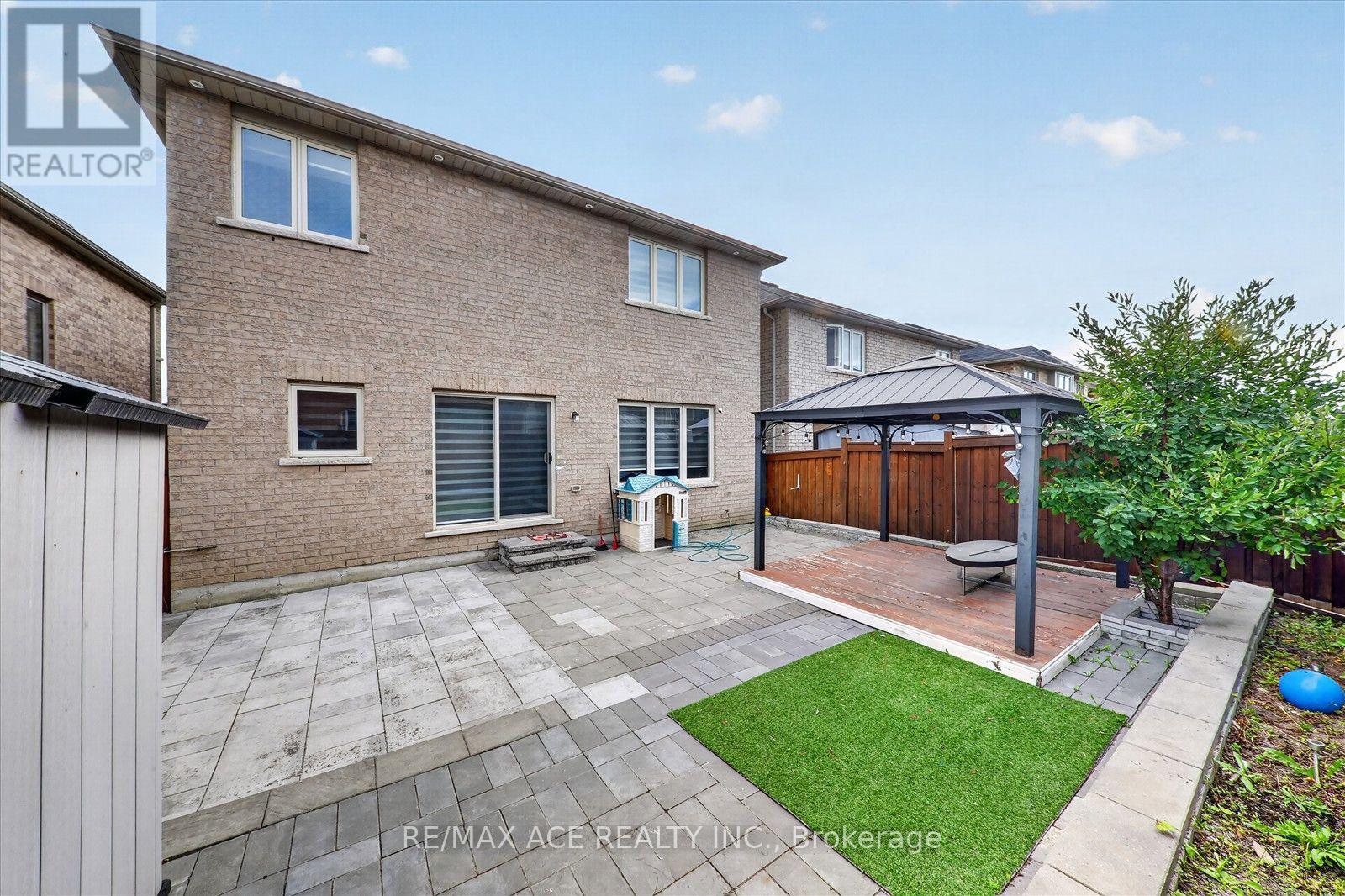 39 SKELTON CRESCENT - 49