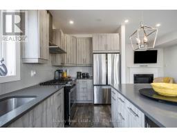 207 Courtland Street, Blue Mountains, ON L9Y4E2 Photo 9
