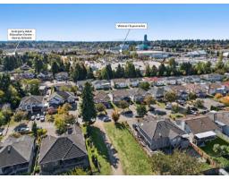 12513 91 Avenue, Surrey, BC V3V6B4 Photo 10