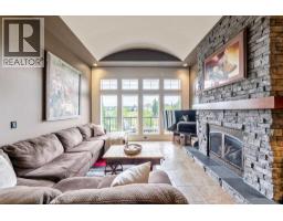 22 Tuscany Estates Crescent NW - photo 5