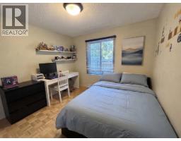 416 Fairway Street, Coquitlam, BC V3K4G2 Photo 13