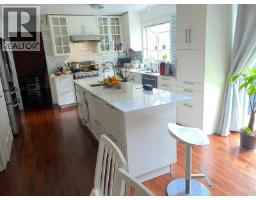 416 Fairway Street, Coquitlam, BC V3K4G2 Photo 6