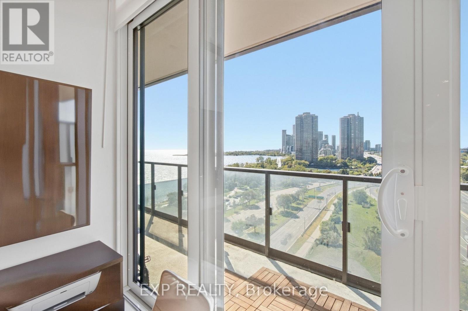 #1712 1928 LAKE SHORE BOULEVARD W - 28