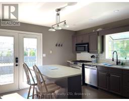 8272 Woodsview Crescent, Niagara Falls, ON L2H3G1 Photo 10