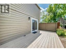 205, 829 Coach Bluff Crescent Sw, Calgary, AB T3H1B1 Photo 32