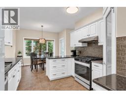 Family room - 265 Shannon Estates Terrace Sw, Calgary, AB T2Y4C5 Photo 6