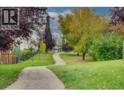 265 Shannon Estates Terrace Sw, Calgary, AB T2Y4C5 Photo 36