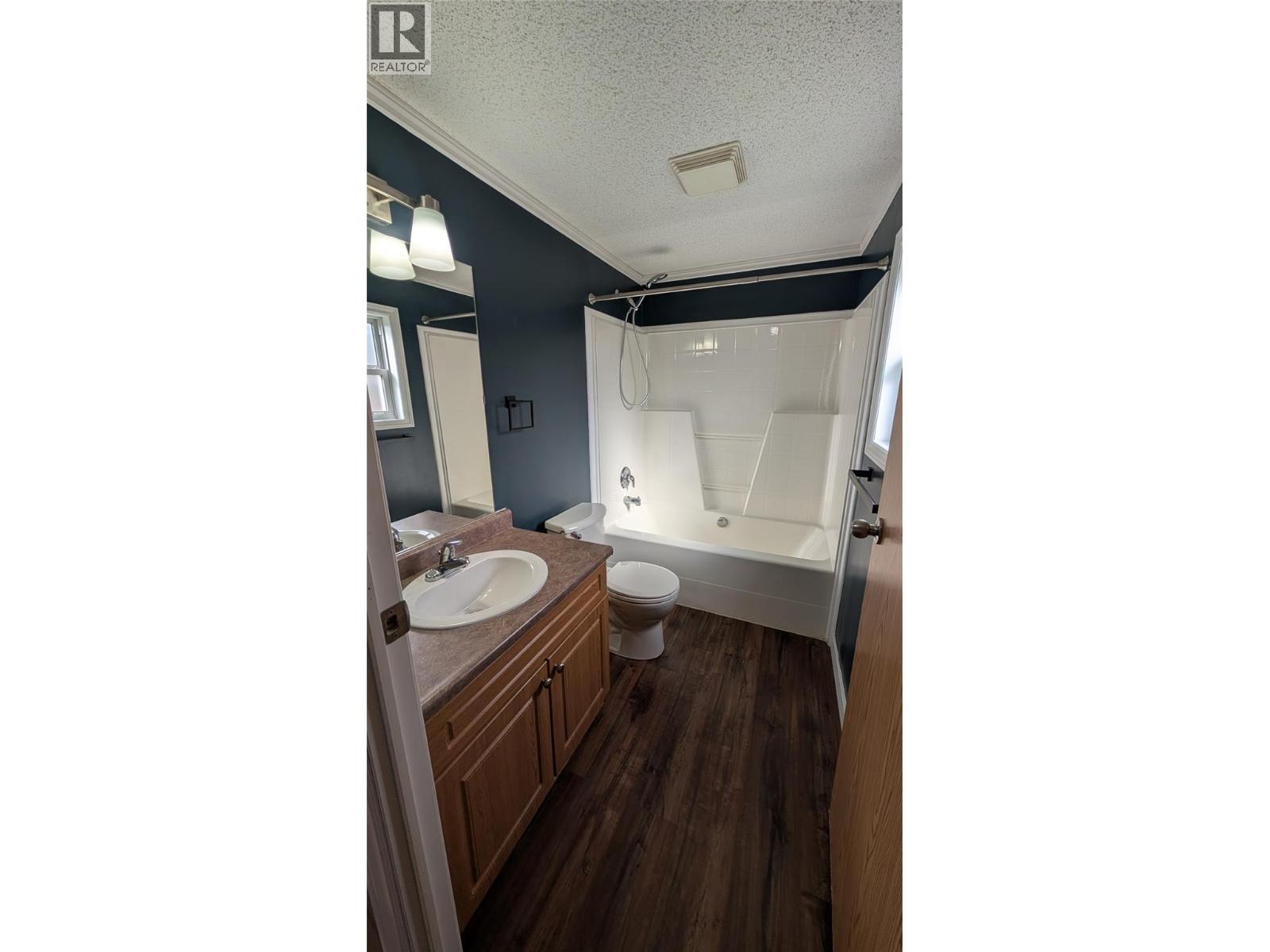 4811 CRESCENTWOOD Drive - Image 18
