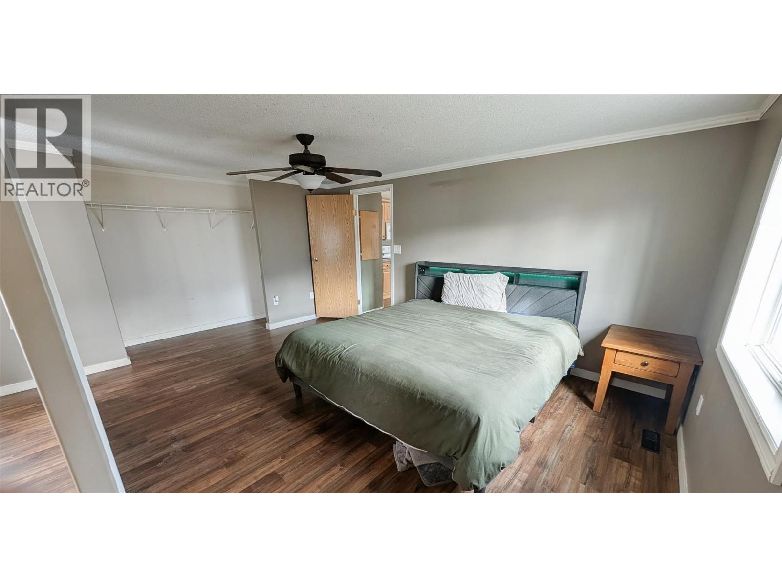 4811 CRESCENTWOOD Drive - Image 20