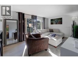 4pc Bathroom - 4015 16 Street Sw, Calgary, AB T2T4H5 Photo 6