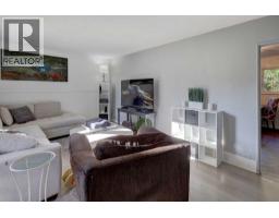 Living room - 4015 16 Street Sw, Calgary, AB T2T4H5 Photo 7