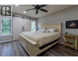 3pc Bathroom - 80 N 250 E, Raymond, AB T0K2S0 Photo 15