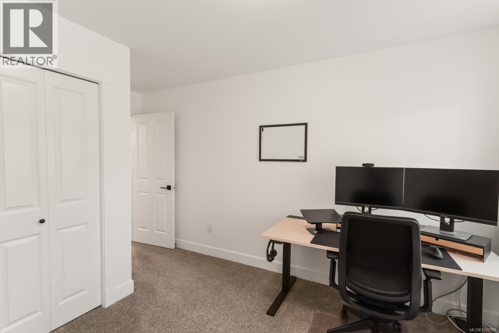 595 Sarum Rise Way - 39