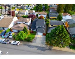 3216 Savary Avenue, Coquitlam, BC V3E1M3 Photo 33