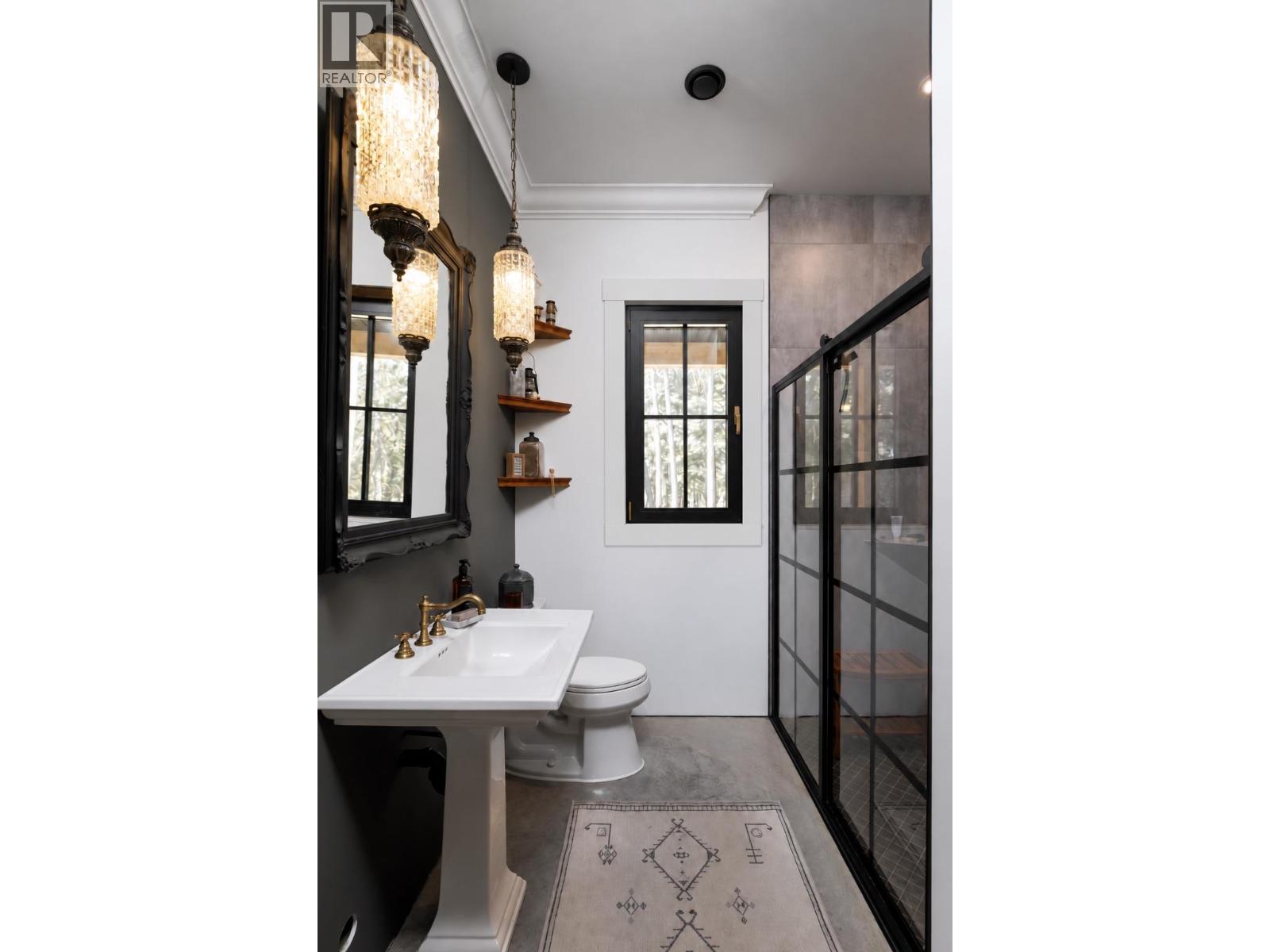 96 Bloom Road - 10