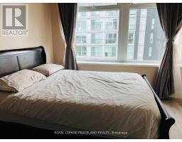 1607 - 111 St. Clair Avenue W, Toronto, ON M4V1N5 Photo 15