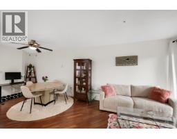 B310 40120 Willow Crescent, Squamish, BC V8B0L7 Photo 12