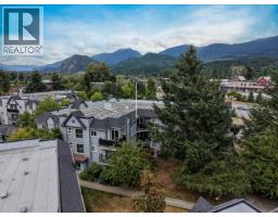 B310 40120 Willow Crescent, Squamish, BC V8B0L7 Photo 22