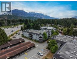 B310 40120 Willow Crescent, Squamish, BC V8B0L7 Photo 24