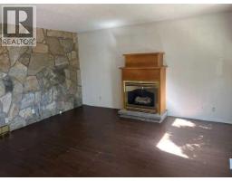 9 Sheridan Road W - photo 2