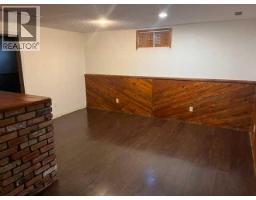 9 Sheridan Road W - photo 8